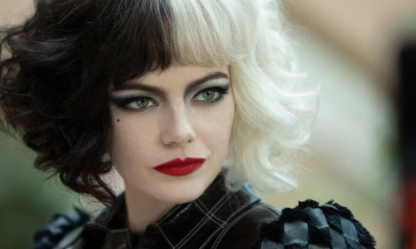 Emma Stone es toda una villana en la nueva película de Disney, Cruella