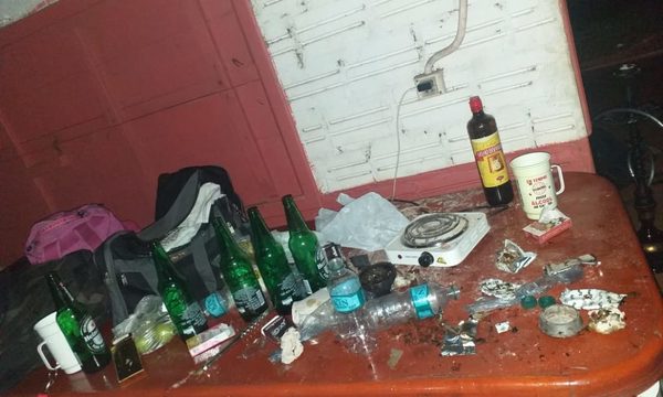 Policía dispersó a menores que celebraban inicio de clases con alcohol