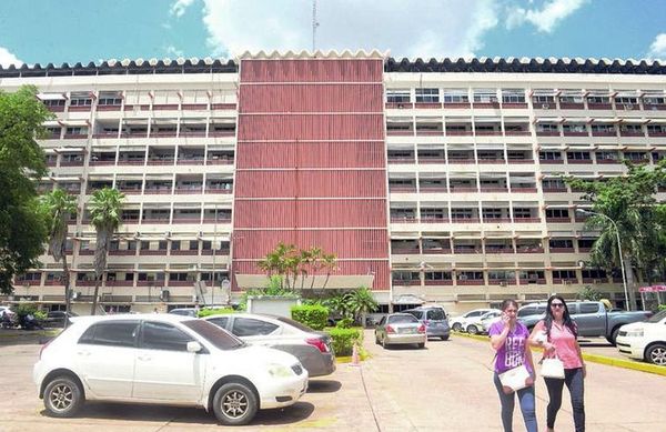 Piden informes sobre licitación para contratación de seguridad privada en IPS - Nacionales - ABC Color