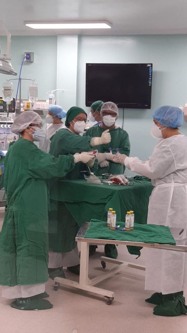 Primer trasplante de médula ósea en pandemia, en el Hospital “Niños de Acosta Ñu” - Nacionales - ABC Color