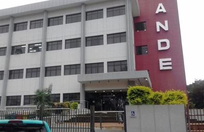 ANDE pagó por trabajos de “combate a la morosidad” que no fueron realizados - Nacionales - ABC Color
