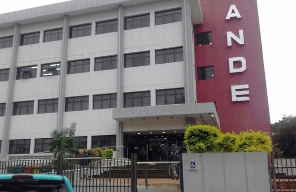 ANDE pagó por trabajos de “combate a la morosidad” que no fueron realizados - Nacionales - ABC Color