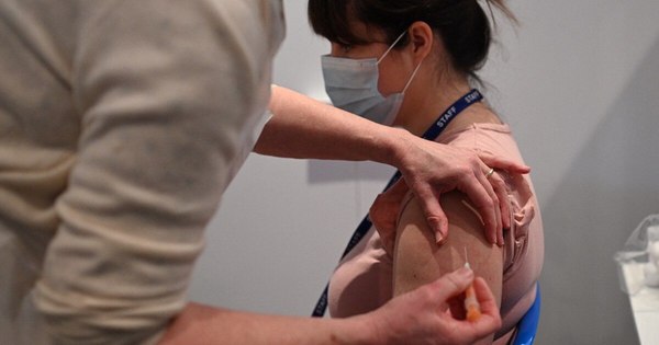 La Nación / Inocularán dosis de coronavirus