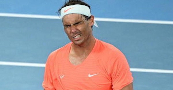 La Nación / Nadal cae y Osaka avanza