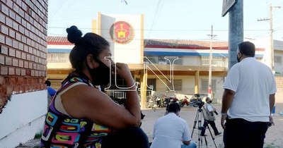 La Nación / Madre de interno: “Son ocho los fallecidos”