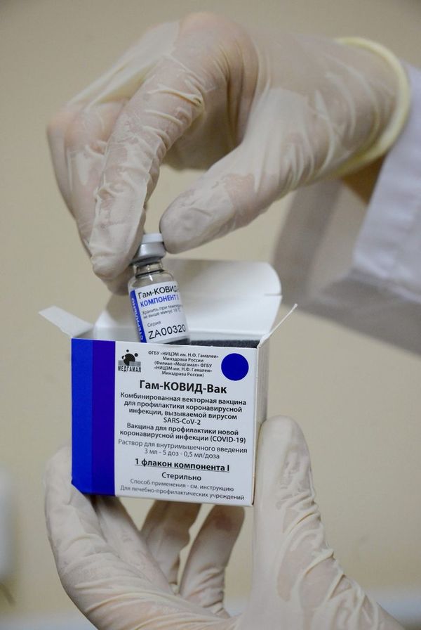 Farmacéuticas lamentan secretismo y privilegios en la compra de vacunas - Nacionales - ABC Color