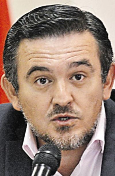 Petta pide “flexibilizar” burbujas de alumnos - Nacionales - ABC Color