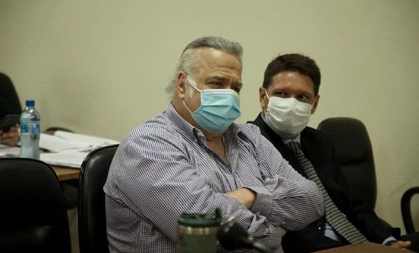 Juicio a Óscar González Daher y su hijo otra vez queda postergado - Noticiero Paraguay