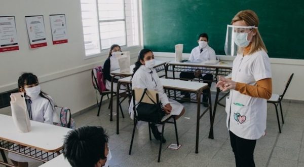 Los niños volvieron a clases en Argentina