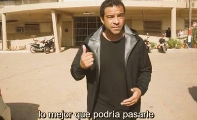 HOY / Periodista que mostró Tacumbú en Netflix se hace eco de la masacre en motín