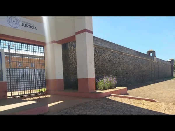 EN EL CERESO NO EXISTE RIESGO DE AMOTINAMIENTO, ASEGURA DIRECTOR