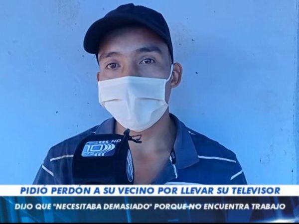 Robó la tele de su vecina, pero luego se arrepintió