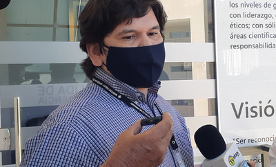 Tras denuncias de corrupción, allanan la Facultad de Medicina - Noticiero Paraguay