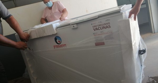 La Nación / Encarnación recibió refrigerador para 5.000 dosis de la vacuna contra el COVID-19