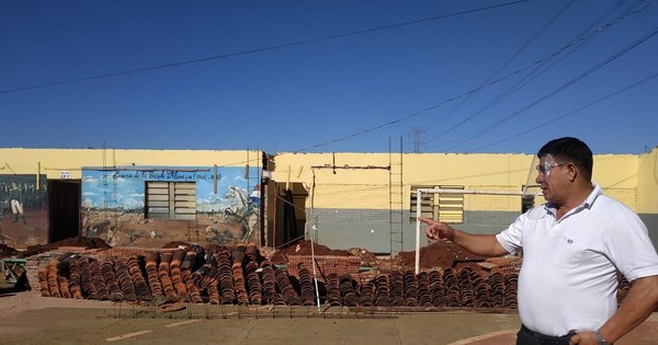 La Nación / No iniciarán clases en aulas porque Prieto se atrasó un año en construcción