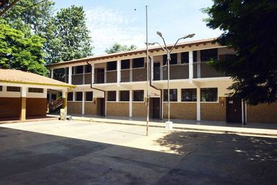Recurrirán a padres voluntariosos para adecuar escuelas  - Nacionales - ABC Color