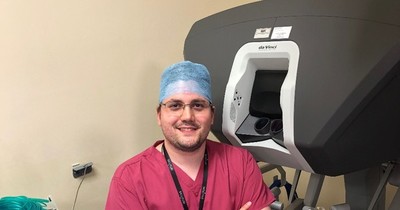 La Nación / Paraguayo sobresaliente: Realizó maestría en Londres y ahora desarrolla un Centro de Entrenamiento y Simulación en Cirugía