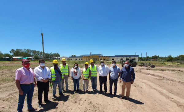 Diario HOY | Inician obras de construcción de plazas deportivas en Ñeembucú