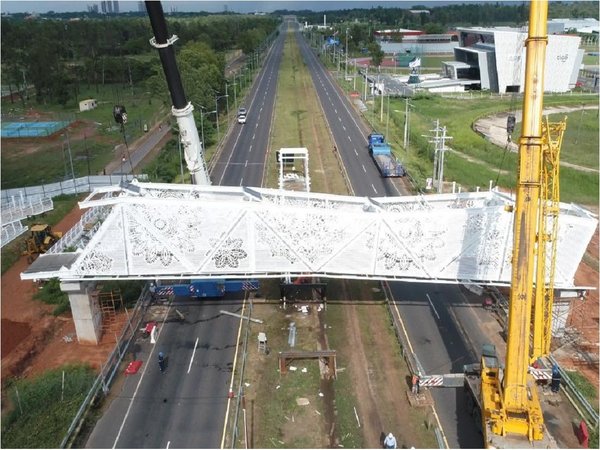 Frente Parlamentario resalta informe de la Contraloría sobre puente de oro