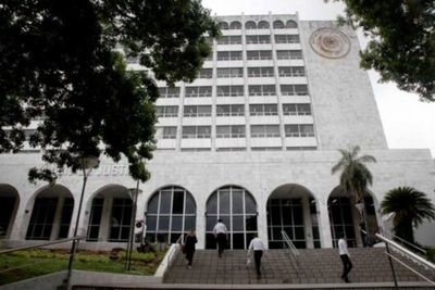 Repudian elección de autoridades de la Corte por “sometimiento” a “clase política dominante” - Nacionales - ABC Color