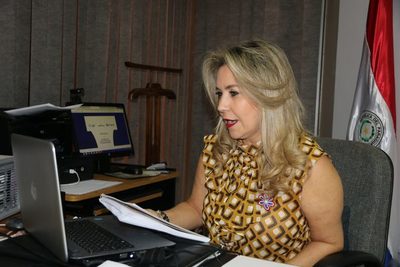 Liliana Zayas renunció tras bochorno del Ministerio de la Mujer | El Independiente