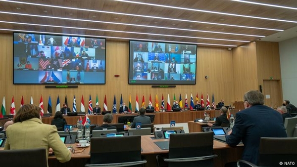 OTAN decidió ampliar su presencia en Irak