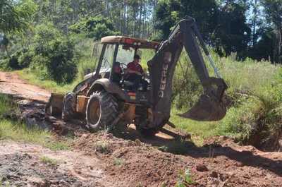 En Repatriación todas las maquinarias siguen con los trabajos viales - Noticiero Paraguay
