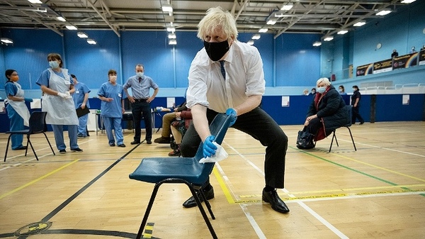 Boris Johnson propone donar el excedente de vacunas a los países más pobres | .::Agencia IP::.