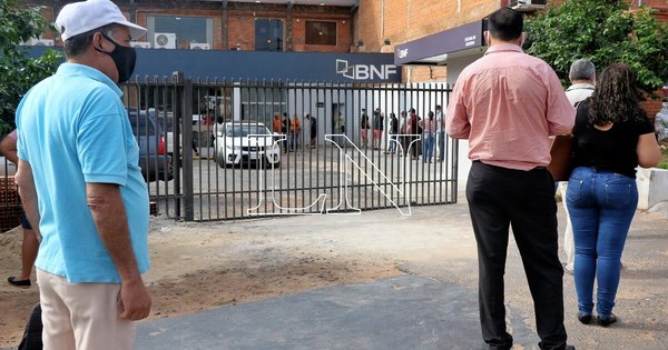 La Nación / El Estado utilizó G. 2.2 billones en salarios y transferencias, en enero