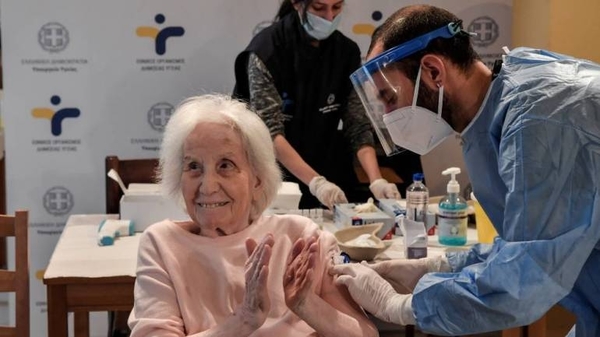 Diario HOY | Argentina comienza a vacunar a los adultos mayores contra el COVID-19