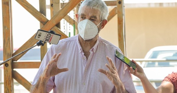 La Nación / Senador del FG reconoce cuota de responsabilidad en falta de vacunas