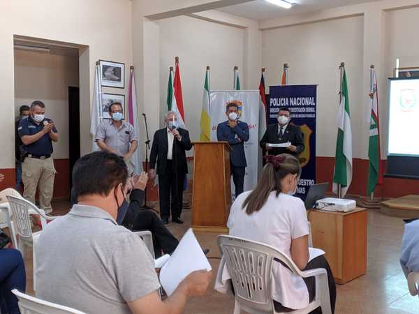Expertos instruyeron sobre cómo prevenir la “sextorsión”