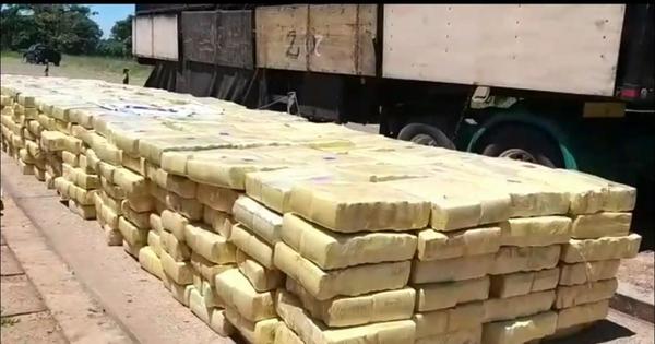 Incautaron más de 15 mil kilos de marihuana en San Pedro