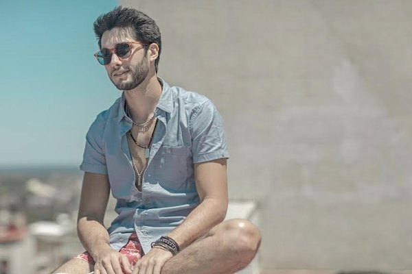 Crónica / El “papichulo” de las “chi” regresa con todo
