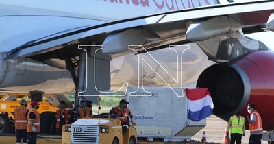 La Nación / Salud buscará vacunar al 50% de la población en este 2021