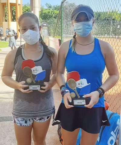 Un título queda en casa gracias a María Luján - Tenis - ABC Color