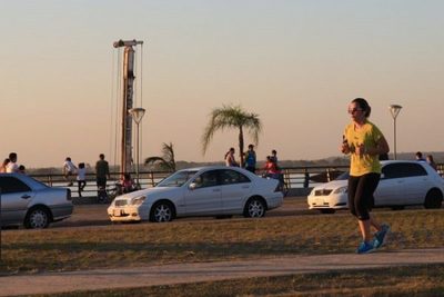 Anuncian clima fresco a caluroso para este sábado