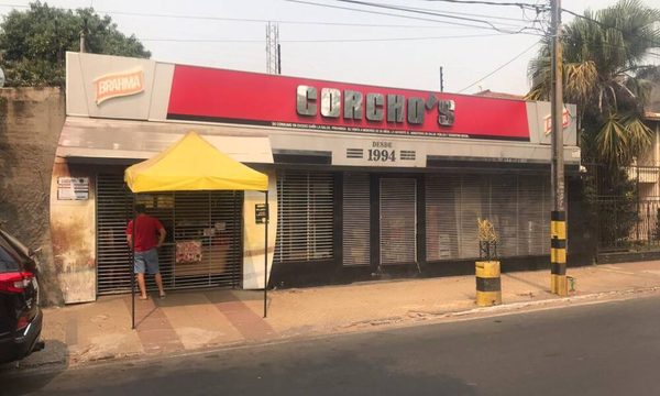 Bodegas anuncian que desde el lunes podrán abrir hasta la medianoche