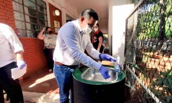 Papelón de Petta en simulacro para retorno seguro a clases presenciales