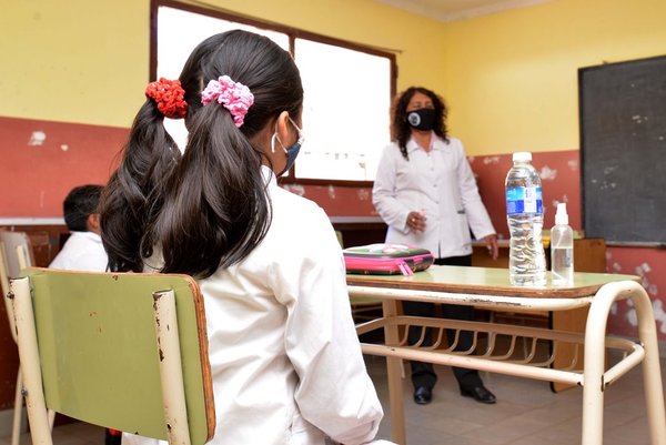 Primeros días de presencialidad con alto porcentaje de asistencia a escuelas argentinas | .::Agencia IP::.