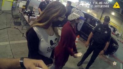 Se disfrazaron de ancianas para recibir vacuna contra covid-19 | Noticias Paraguay