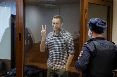 Confirman pena de cárcel para opositor ruso Navalni - Mundo - ABC Color