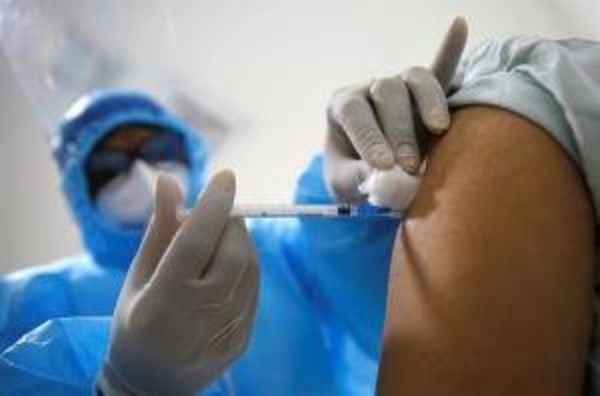 Diario HOY | La vacunación contra la COVID-19 avanza con desigualdad en América Latina