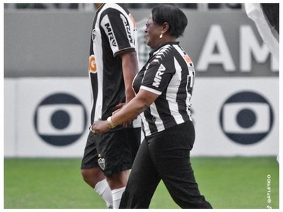 Falleció madre de Ronaldinho, víctima del Covid