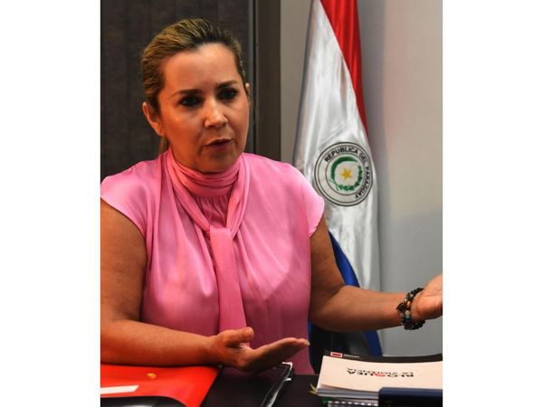 Zayas revela pormenores de renuncia como viceministra