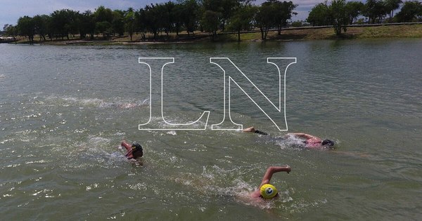 La Nación / La natación de aguas abiertas entusiasma