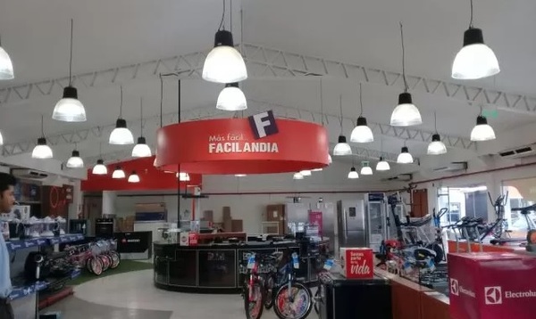 Denuncian a empresa de electrodomésticos por amenazas, despidos y venta de pagarés