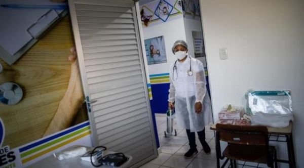 Brasil supera las 245.000 muertes por covid-19, tras sumar otras 1.212