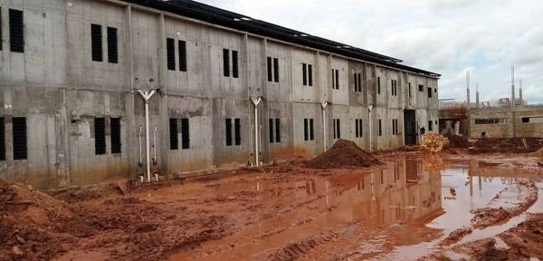Obras penitenciarias en Emboscada registran 60% de avance