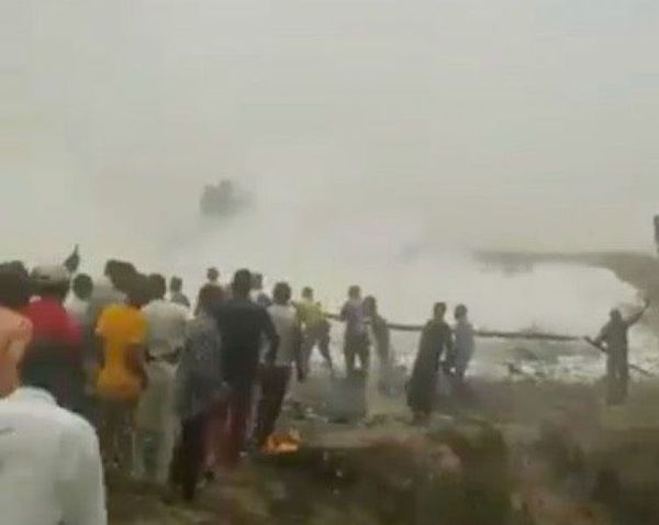 Se estrella un avión militar de la Fuerza Aérea Nigeriana debido a una falla en el motor
